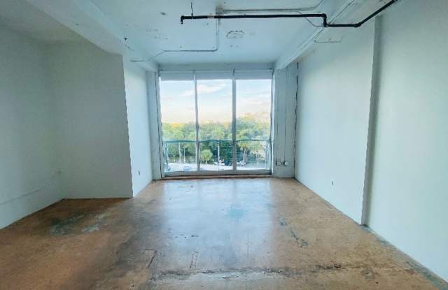 8103 Biscayne Bl 403 Gallery 2
