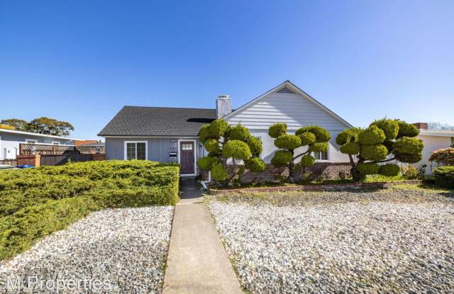 824 Hawthorne Way Gallery 2