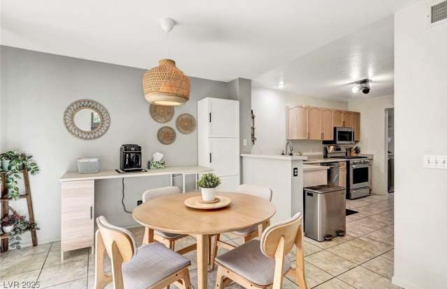 8409 Blazing Sun Avenue photos photos