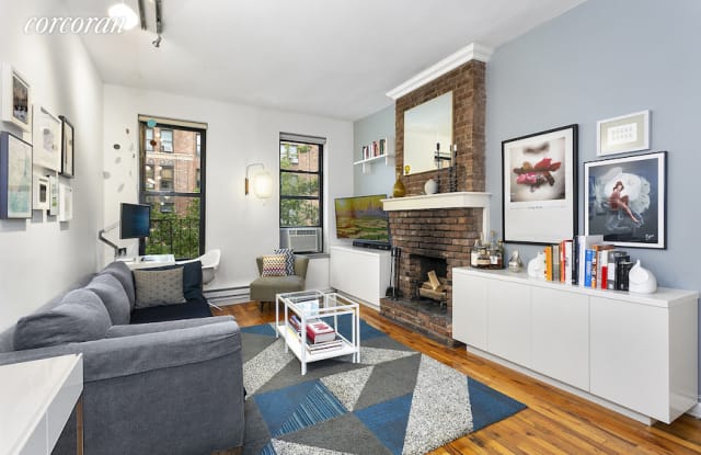 433 WEST 24TH STREET - 433 W 24th St, New York City, NY 10001