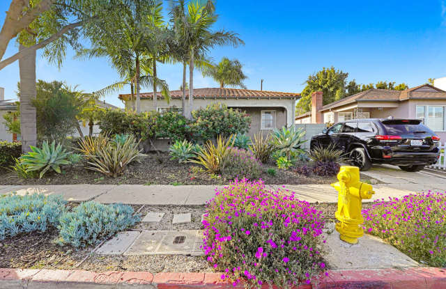 This charming, updated 2-bedroom, 2-bathroom home in a great Culver City location is now available! photos photos
