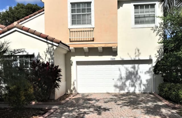 7425 NW 19th Dr - 7425 Northwest 19th Drive, Pembroke Pines, FL 33024