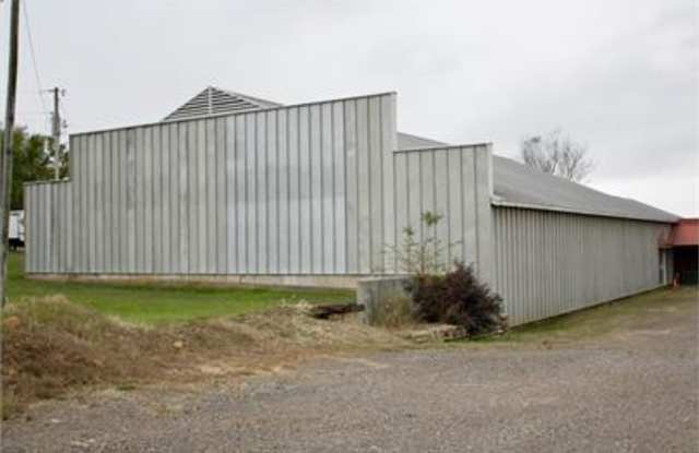 1999 E Main St - W-3 Gallery 3
