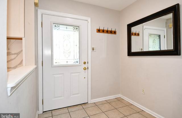 14911 BRADWILL Court Gallery 2