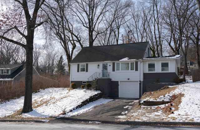 18 Lorelei Road Gallery 2