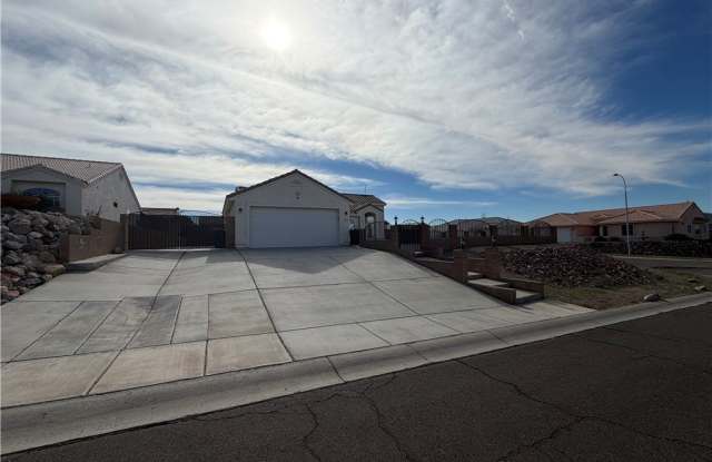 2416 N Ridge Avenue photos photos