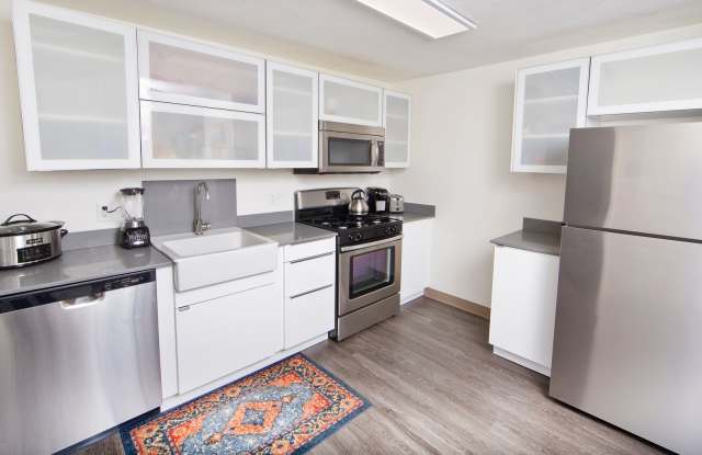 Nice 2 bed in Mission Hill - 5 Darling Street, Boston, MA 02120