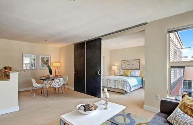 MOVE IN SPECIAL! One month off - Move in by 1/1/26 - TOP FLOOR UNIT, 1bd/1ba available now- 1 Parking space included! photos photos MOVE IN SPECIAL! One month off - Move in by 1/1/26 - TOP FLOOR UNIT, 1bd/1ba available now- 1 Parking space included! photos photos