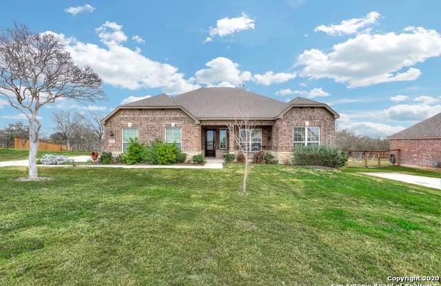 103 Mary Ella Dr - 103 Mary Ella Dr, Medina County, TX 78009