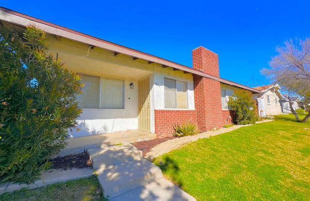 NE Home with pool for rent photos photos