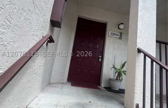 13914 SW 91st Ter Gallery 3