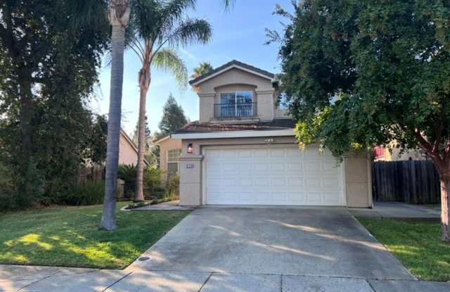 Beautiful Elk Grove home with updated kitchen and bathrooms. Close to schools and shopping. Gallery 1