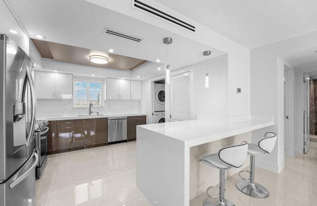 301 Lake Shore Drive unit: 411 photos photos 301 Lake Shore Drive unit: 411 photos photos