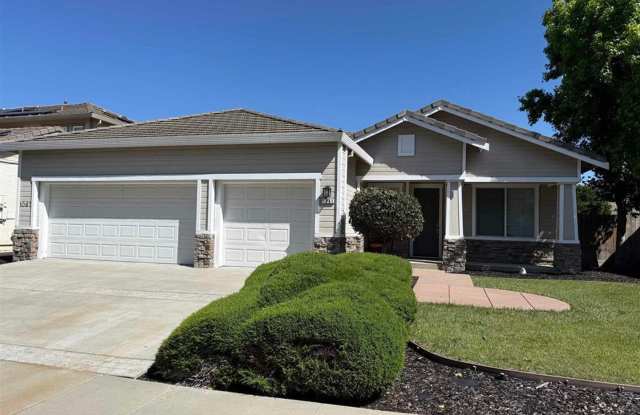 BEAUTIFULLY MAINTAINED SINGLE STORY HOME IN GREAT BRENTWOOD LOCATION! photos photos