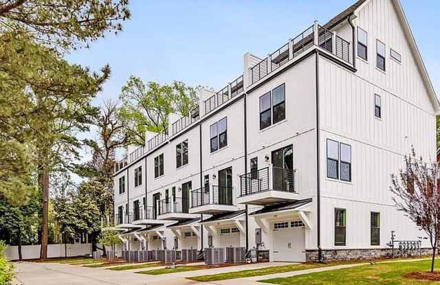 COMING SOON |3 BR/4.5B Newly Renovated Townhome | • 1-car garage |Loft Bonus Room w/Rooftop terrace| In Dilworth! photos photos