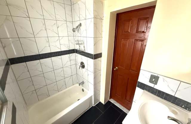 212 JONES Avenue unit: 1 photos photos