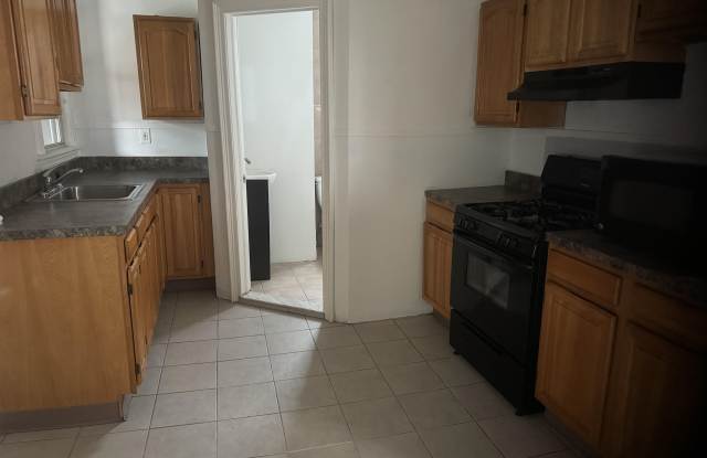 351 AVENUE E photos photos