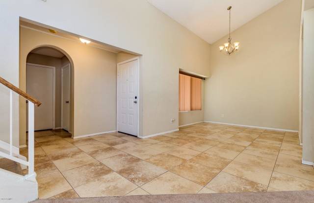 4230 E MOUNTAIN SAGE Drive Gallery 3