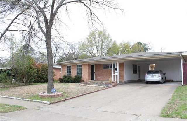 1944 Pilgrim Drive Gallery 2