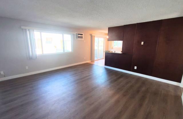 4371 Green Ave. Los Alamitos, CA 90720 photos photos