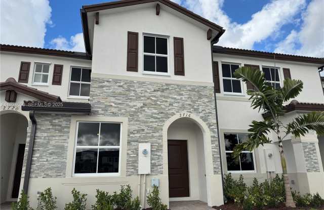 2716 SE 26th Ave photos photos