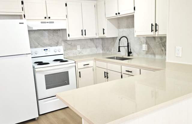 517 W. Main Street - 41 photos photos