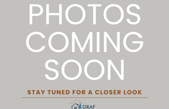 3-Bedroom Home in the Heart of Selah | Garage + Fenced Yard + A/C! photos photos