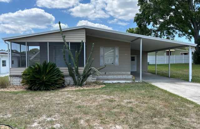 two bed two bath home in a 55 plus community clean light and bright..RESIDENT BENEFIT PACKAGE HAS RENTERS INSURANCE, AC FILTERS AND CREDIT MONITORING AND PROTECTION. photos photos