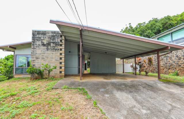 Kane'ohe - Ka'alaea - 3 Bdrm/2 Bath/Carport - $3,500 Gallery 3