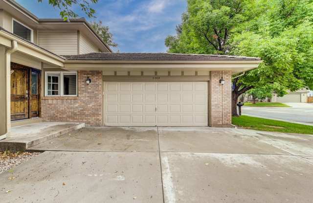 5 Bedroom 4 bath home with attached 2 car garage. Gallery 3