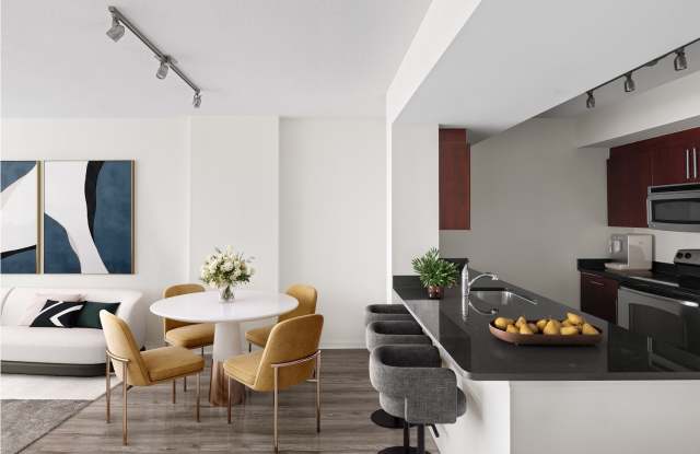 909 Apartments Gallery 3