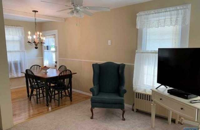 345 Depew Street Gallery 4