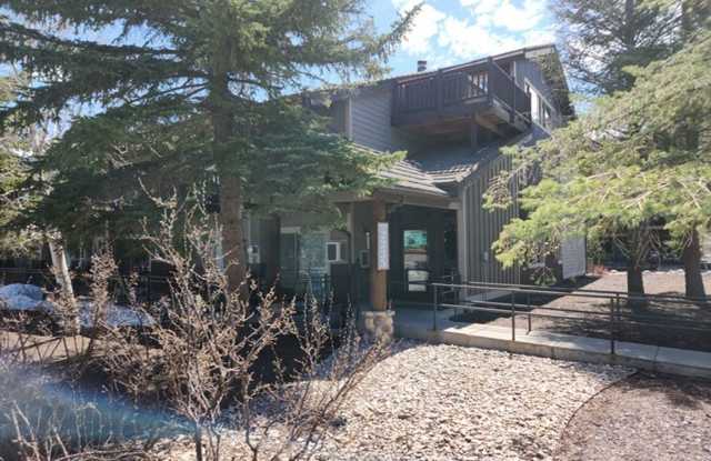 Perfectly Located Studio Apartment - 2235 Sidewinder Drive, Park City, UT 84060