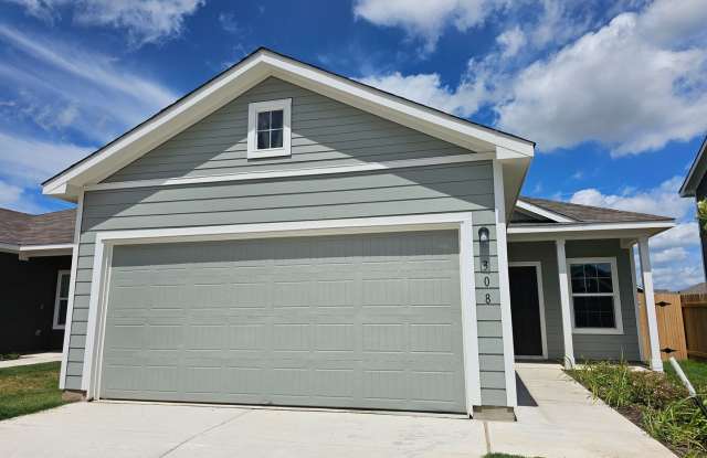Charming 3 Bed / 2 Bath Home in Bastrop Grove! photos photos
