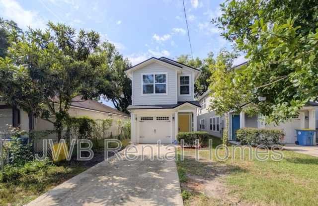 8950 Dandy Ave photos photos