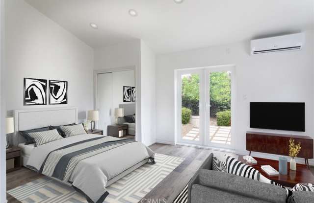 5806 Burnet Avenue Gallery 2