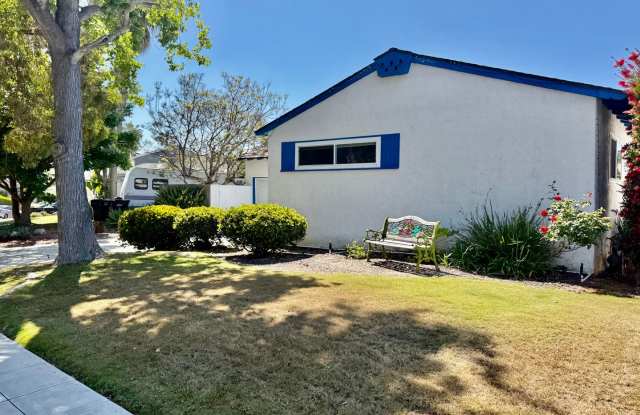 4 Bed 2 Bath Home with Large Yard in Pacific Beach! photos photos
