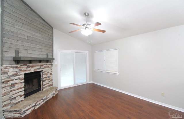 8154 Treetop Ln Gallery 2