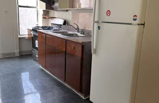 185 manahan st unit: 3R photos photos