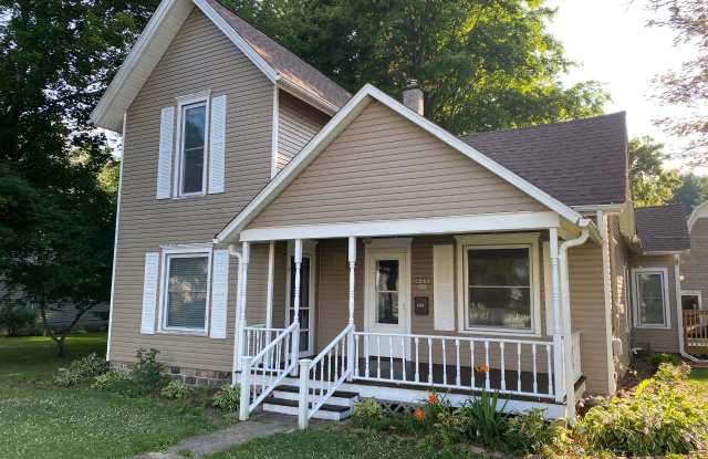 416 South Michigan Avenue - 416 South Michigan Avenue, Vicksburg, MI 49097