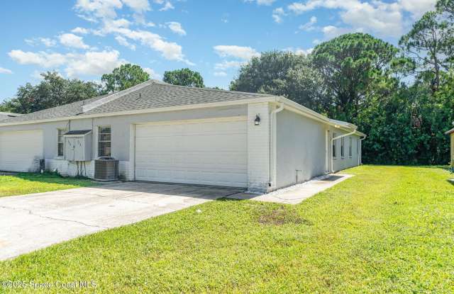 317 Sun Dial Court photos photos