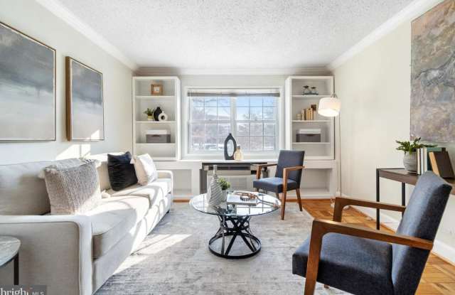 1602 W Abingdon Dr photos photos