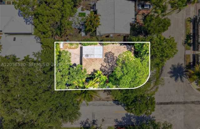 2301 Tequesta Ln Gallery 2