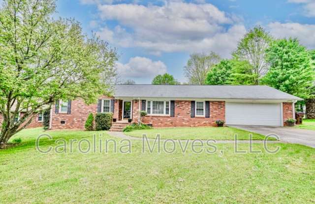 4700 Coach Hill Drive photos photos