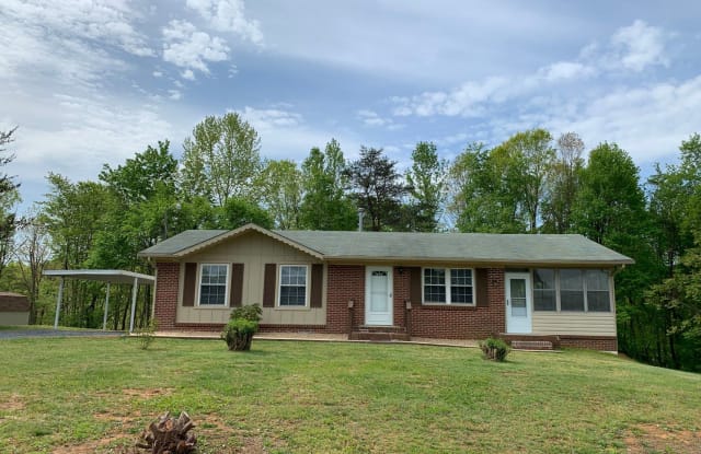 6001 Pleasant Valley Road - 6001 Pleasant Valley Road, Campbell County, VA 24504