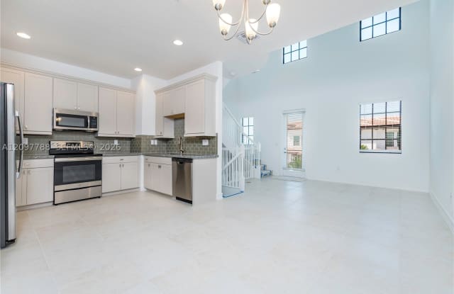 11757 SW 13 Court Gallery 2