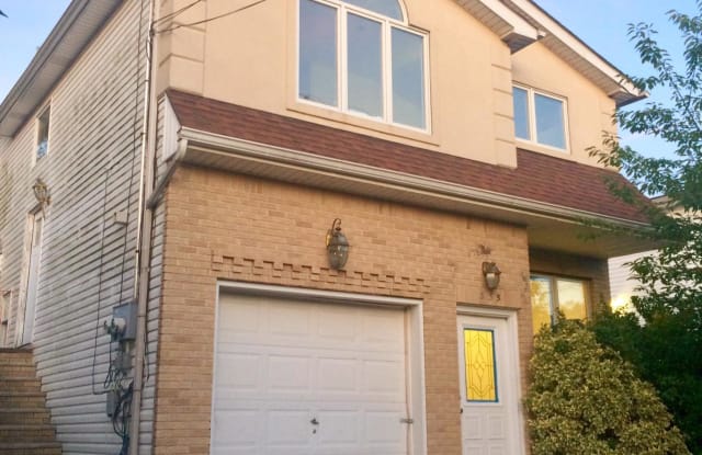 335 Eltingville Boulevard - 335 Eltingville Boulevard, Staten Island, NY 10312