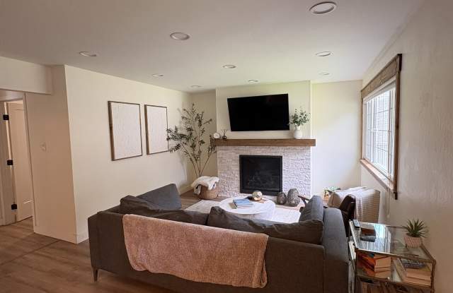 1593 Allen Rae Place Gallery 4