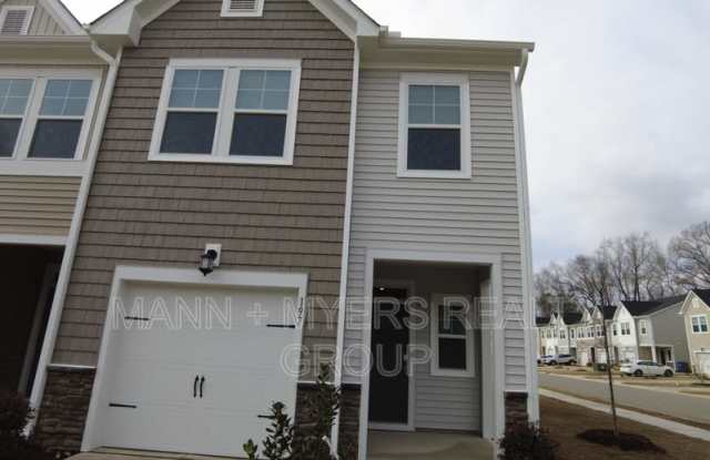 197 Copper Fox Lane - 197 Copper Fox Lane, Smithfield, NC 27577