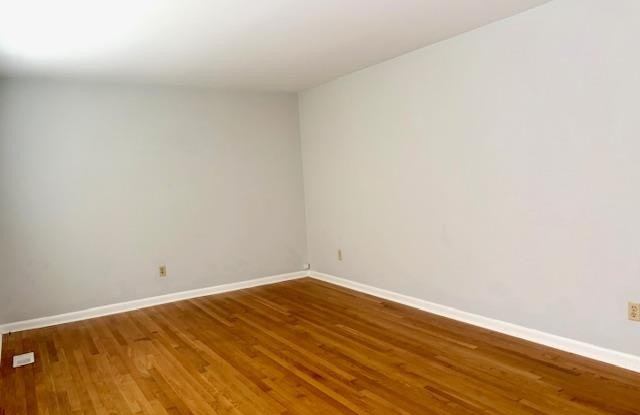 861 Cascade Drive Gallery 4
